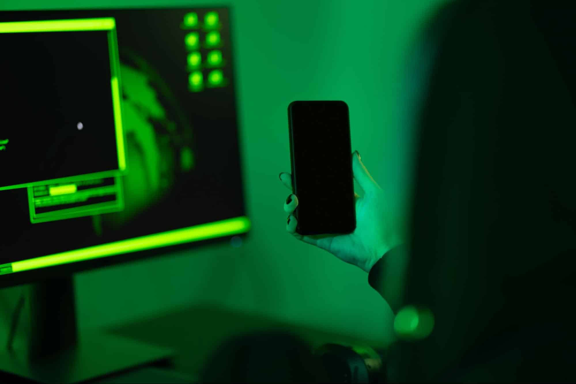 ¿Qué es el smishing, cómo puedes detectarlo y qué hacer?